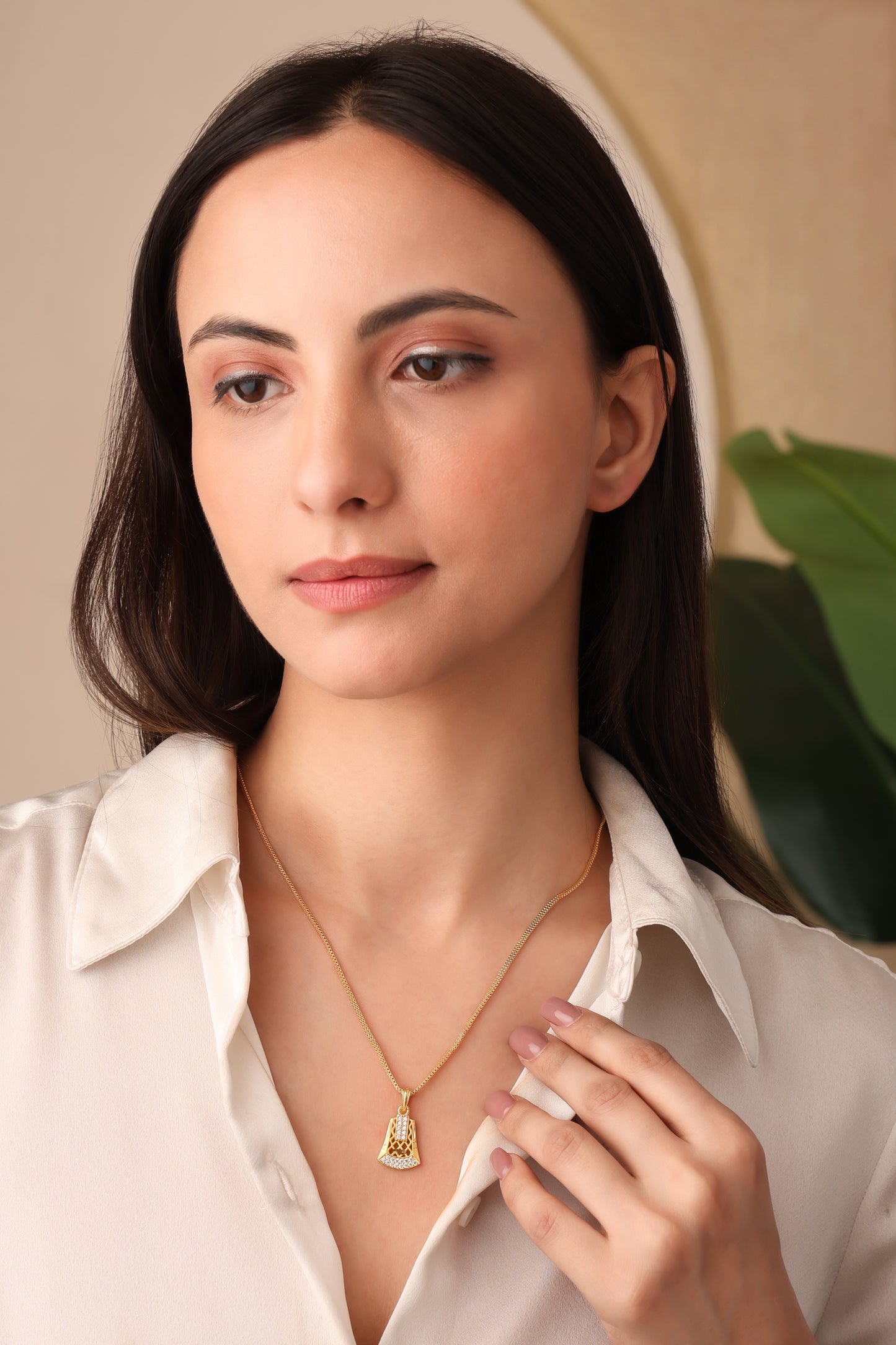 18K Gold Coated Pendant Necklace – Anti-Tarnish Finish ( 2 Line Chain )